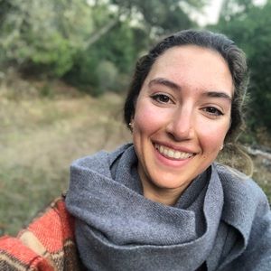 Meet your Posher, Savilia